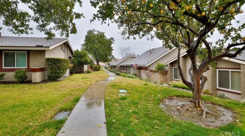 1615 Carmel Cir, Upland CA  91784-1726 exterior