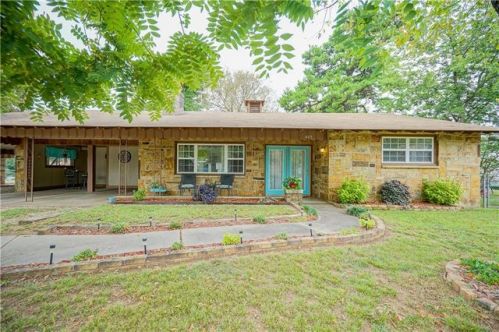 403 Hamilton St, Poteau, OK 74953-2833