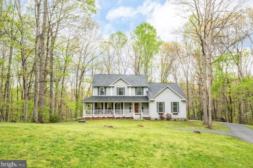 31 Bayberry Ln, Fredericksburg, VA 22406-5370