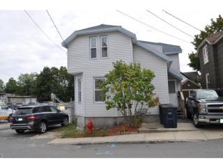 11 Van Buren St, Nashua, NH 03060-3539