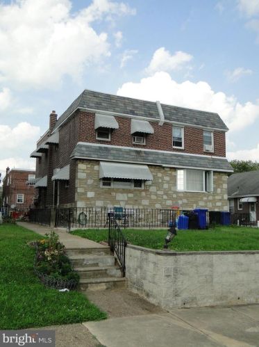 1213 Longshore Ave, Philadelphia, PA 19111-4532
