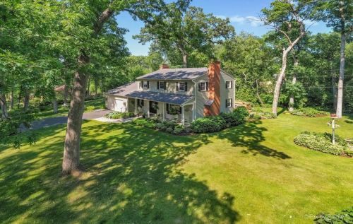 4116 Sherwood Dr, Bull Valley, IL 60012-3030
