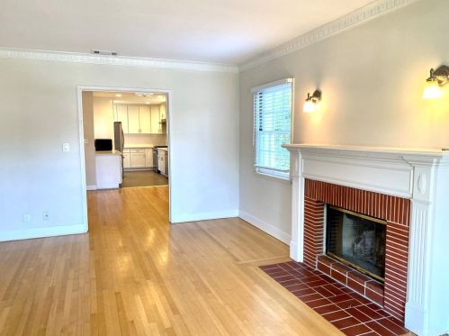 4228 Murietta Ave, Van Nuys CA  91423-4225 exterior
