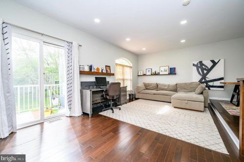 80 Shrewsbury Pl, Princeton NJ  08540-0063 exterior