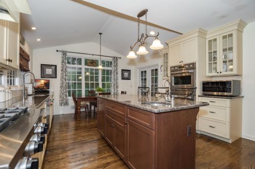 24 Normandy Heights Rd, Morristown, NJ 07960-4612