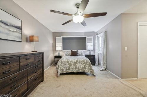 145 Nottingham Sq, Hackettstown NJ  07840-4236 exterior