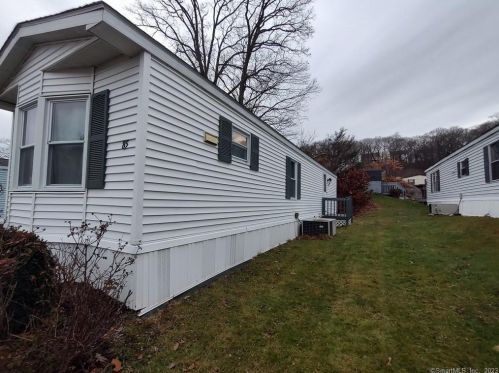 85 Woodland Park, Huntington, CT 06484-5349