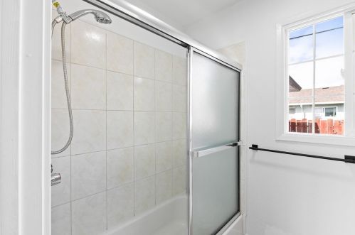 809 Alvarado Ave, Sunnyvale CA  94085-3403 exterior