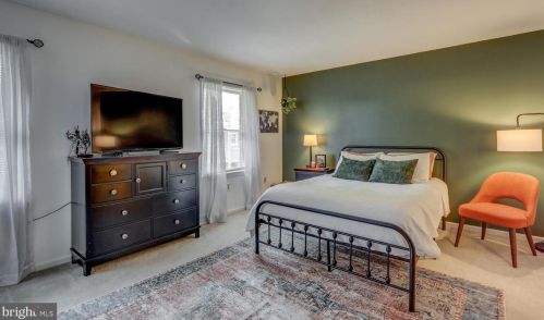 834 Ocean Ave, Lancaster PA  17603-5068 exterior