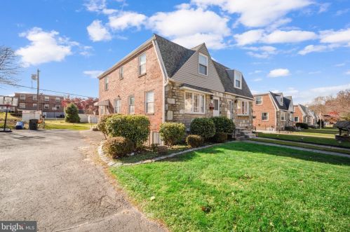 8619 Alicia St, Philadelphia, PA 19115-4101