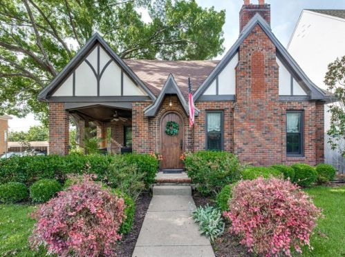 3701 Crestline Rd, Fort Worth TX  76107-3333 exterior