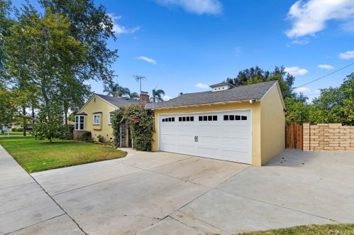 5690 Riverside Ave, Riverside CA  92506-1837 exterior