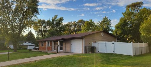 10268 Hawthorne Dr, Orland Park, IL 60462-3026
