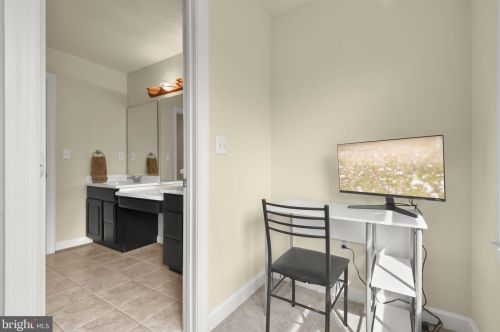 590 Stocketts Run Rd, Davidsonville MD  21035-2608 exterior