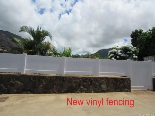 84-694A Lahaina St, Nanakuli, HI 96792-1841
