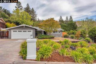 43 Ivy Dr, Orinda, CA 94563-4227