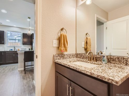 1467 Elmwood Pl, Denver CO  80221-3222 exterior