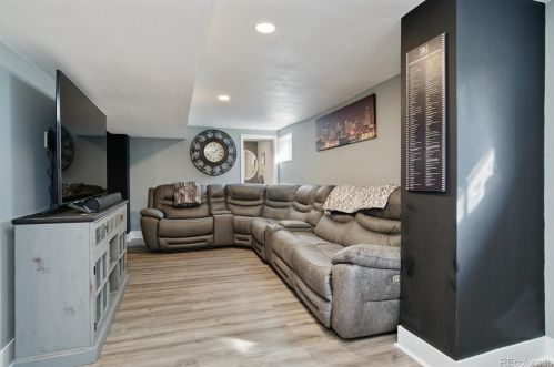 2444 Elkhart St, Denver CO  80014-2514 exterior