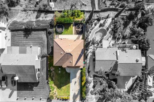 14289 Meadowlands Dr, Riverside CA  92503-9740 exterior