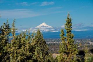 3387 Starview Dr, Bend OR  97701-1146 exterior