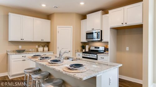 7369 Parrish Ave, Otsego, MN 55330-4541