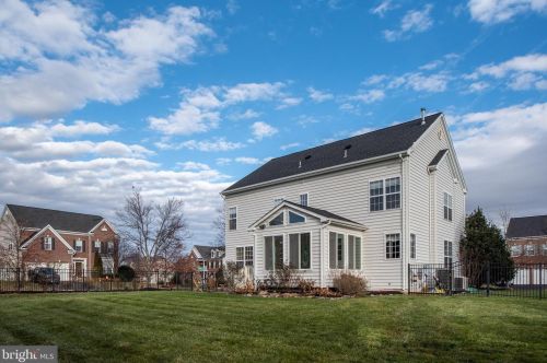 16095 Green Bay St, Haymarket, VA 20169-4937