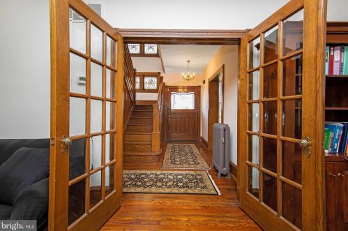 225 Euclid Ave, Haddonfield NJ 08033-2552 exterior