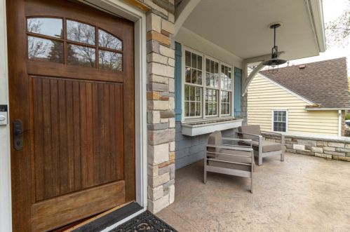 4525 Vallacher Ave, Minneapolis, MN 55416-4931