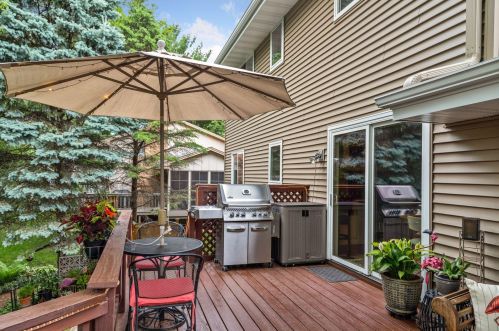 4493 Evergreen Dr, Saint Paul MN  55127-3626 exterior