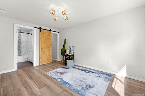 2895 Fairfax St, Denver CO  80207-2748 exterior