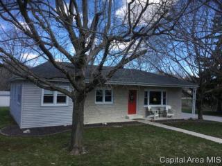 101 Jefferson St, Sicily, IL 62558-9415