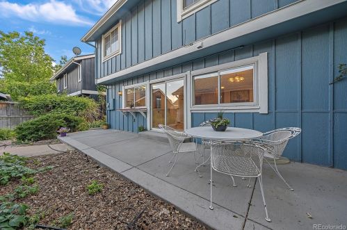 7601 Rosemary Cir, Englewood CO 80112-6421 exterior