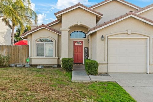 1011 Makenna St, Lemoore, CA 93245-4510