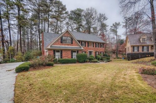 5753 Levelland Trl, Lilburn, GA 30047-6516