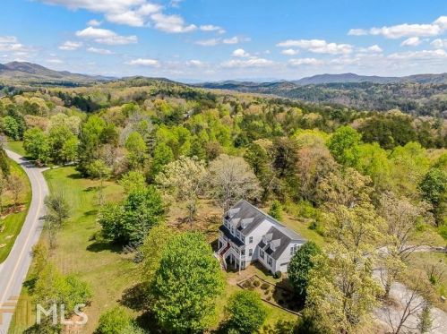 71 Ruby Ln, Mineral Bluff, GA 30559-7104