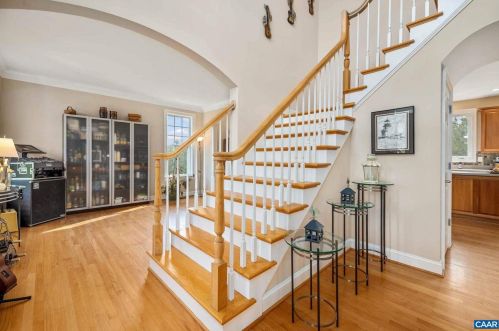 4271 Stony Point Rd, Keswick, VA 22947-1506