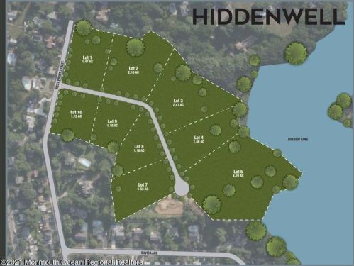 670 Front St, Tinton Falls NJ  07701-5610 exterior