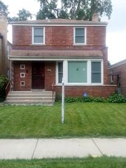 3121 Jerome St, Chicago, IL 60645-1142