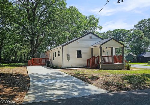 2408 Hillcrest Dr, Atlanta, GA 30344-2420