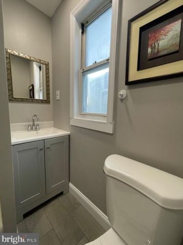 307 Hobart Ave, Trenton NJ  08629-1624 exterior