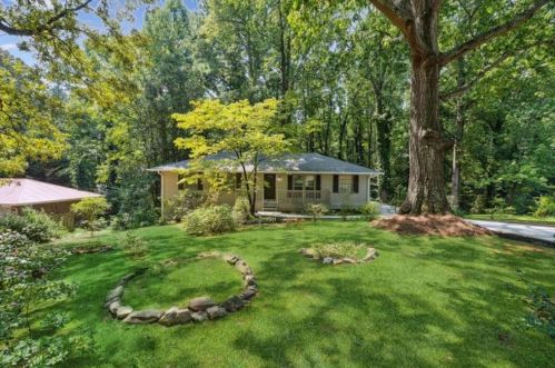 1019 Canyon Trl, Marietta, GA 30060-6107