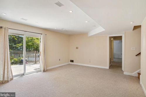 1420 Billman Ln, Silver Spring MD 20902-1421 exterior