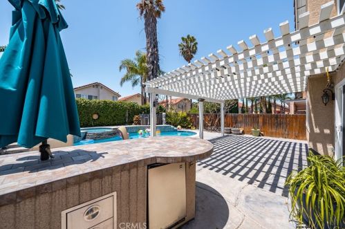 3670 Windstorm Way, Riverside CA  92503-4505 exterior