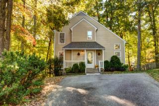 1419 Sycamore Ridge Ct, Midlothian, VA 23114-1258