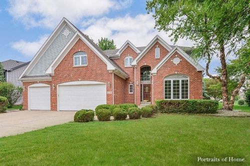 418 Knights Bridge Ct, Oswego, IL 60543-8733