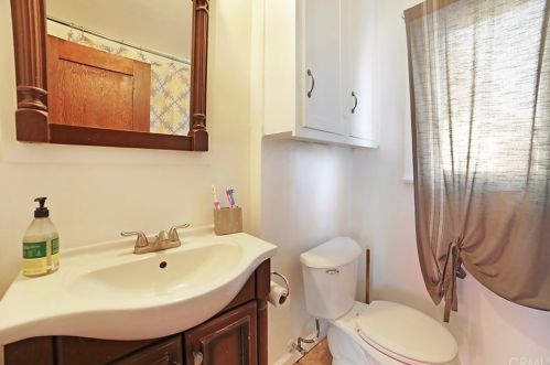 4292 Rubidoux Ave, Riverside CA 92506-1713 exterior