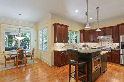 1130 Hancock Dr, Atlanta GA  30306-2514 exterior