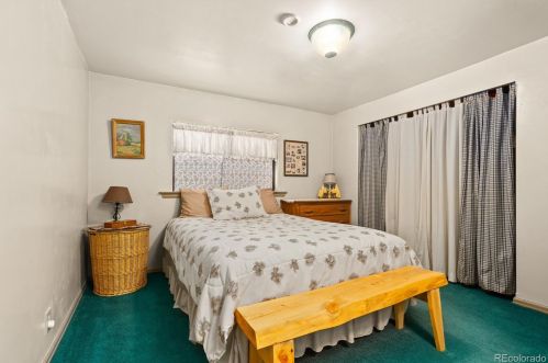 21900 Middle Creek Rd, Oak Creek CO 80467-9727 exterior