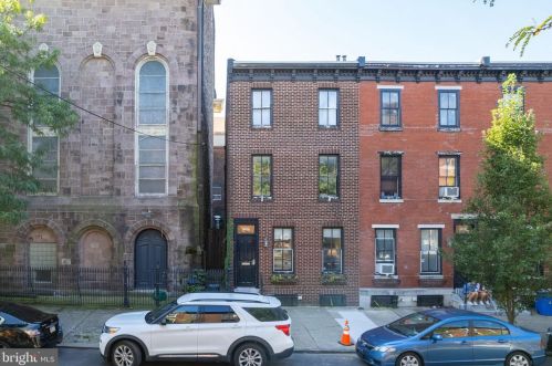 2016 Christian St, Philadelphia, PA 19146-2619