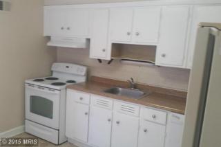 102 Tapawingo Rd, Vienna VA  22180-5961 exterior